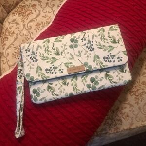 Green Leaf Print Clutch
